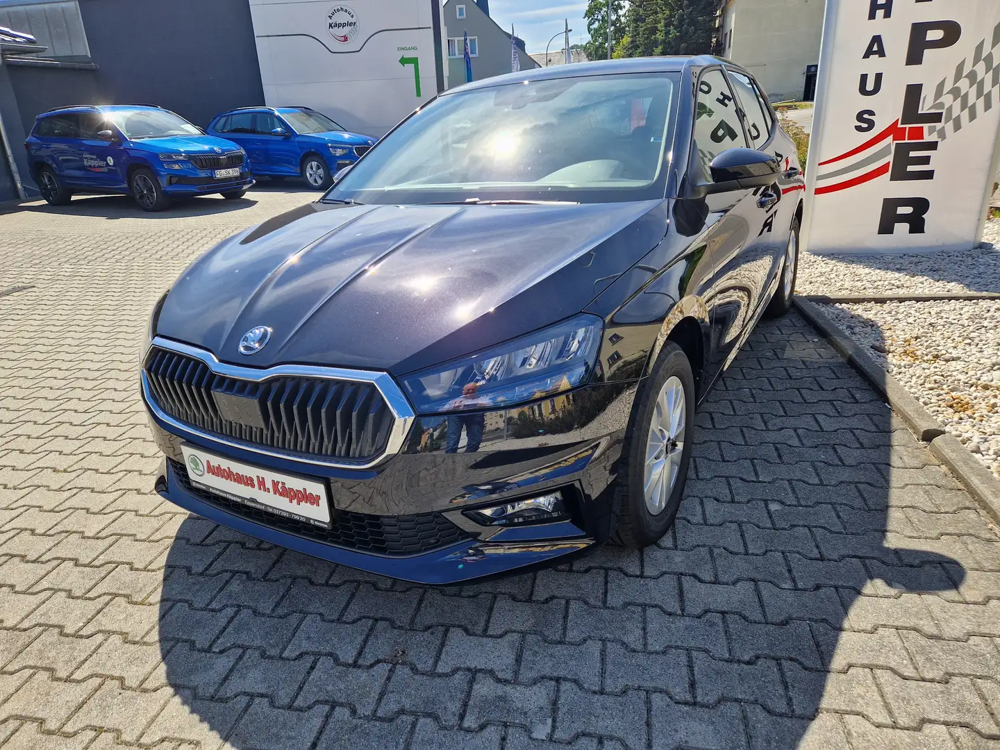 Skoda Fabia 130 Jahre Edition   AHZV, 5 J. Garantie, SmartLink Noir - 2