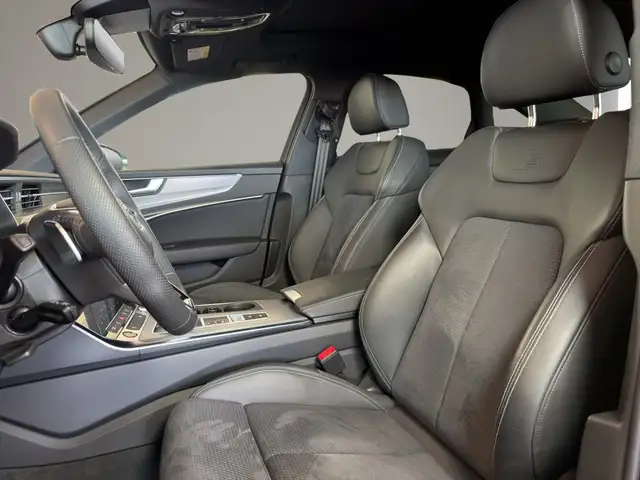 Audi S6 view 9