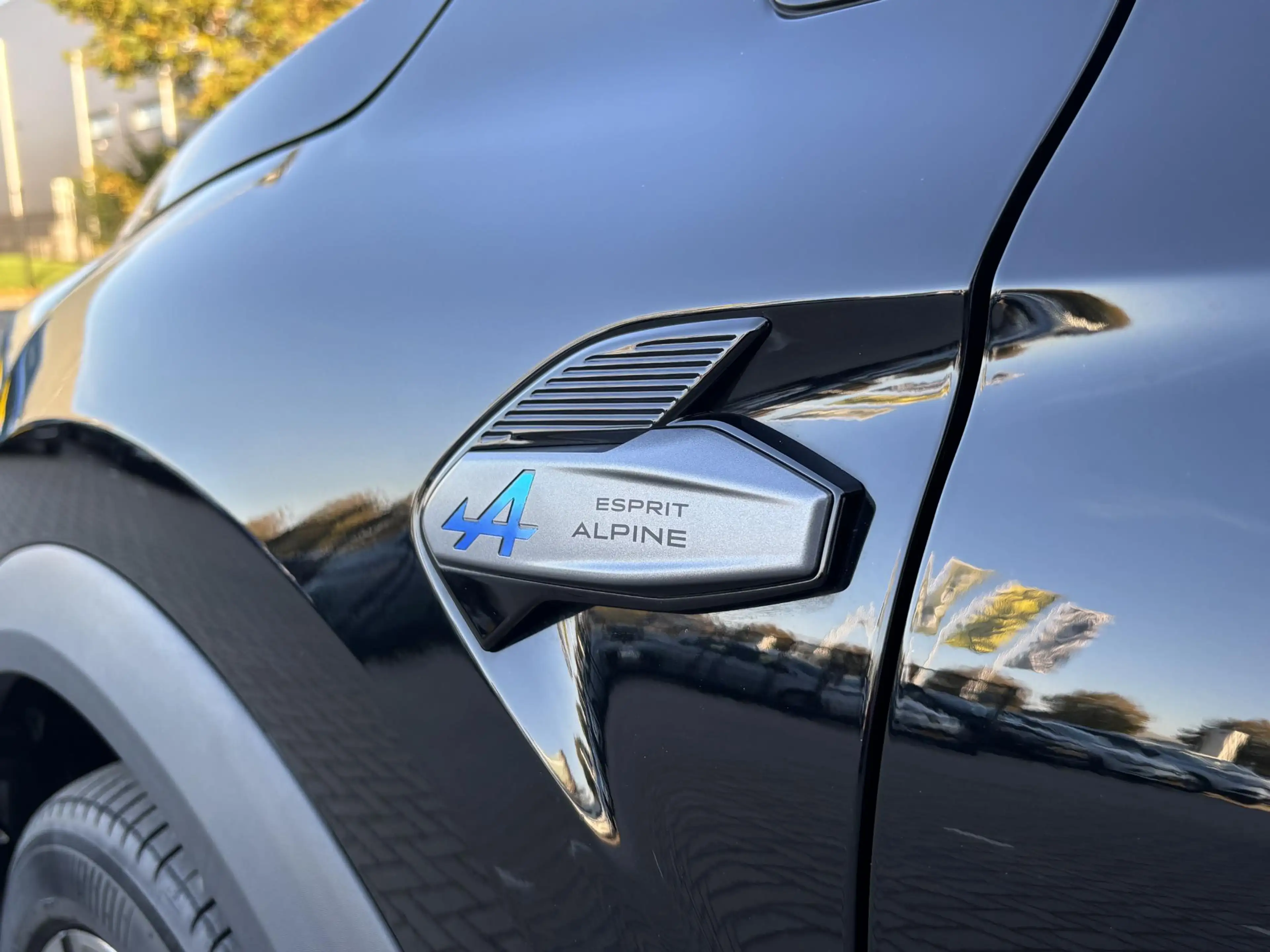 Renault Captur 1.6 E-Tech full hybrid 145 esprit Alpine l Pack Ha — photo 30