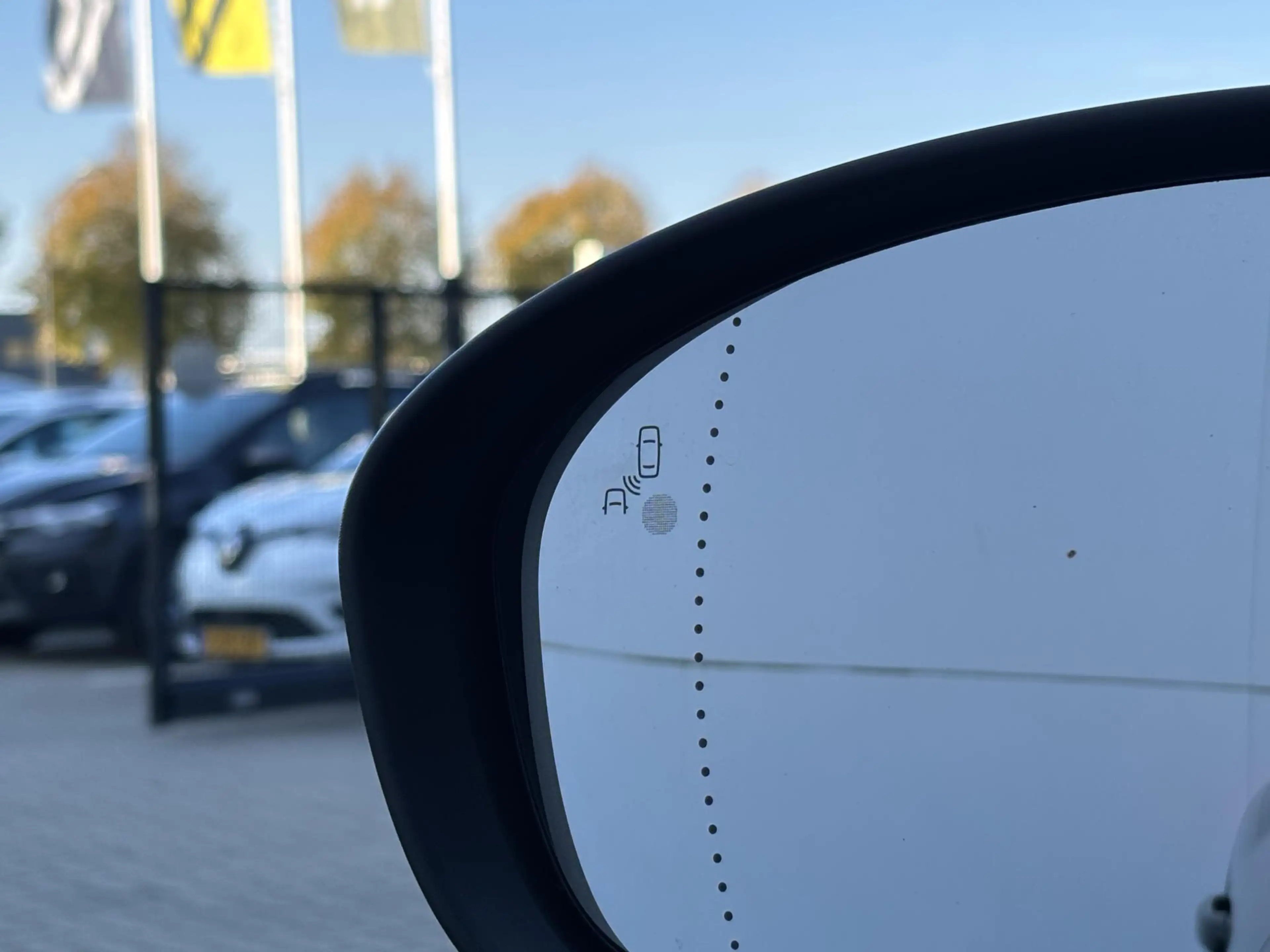 Renault Captur 1.6 E-Tech full hybrid 145 esprit Alpine l Pack Ha — photo 14