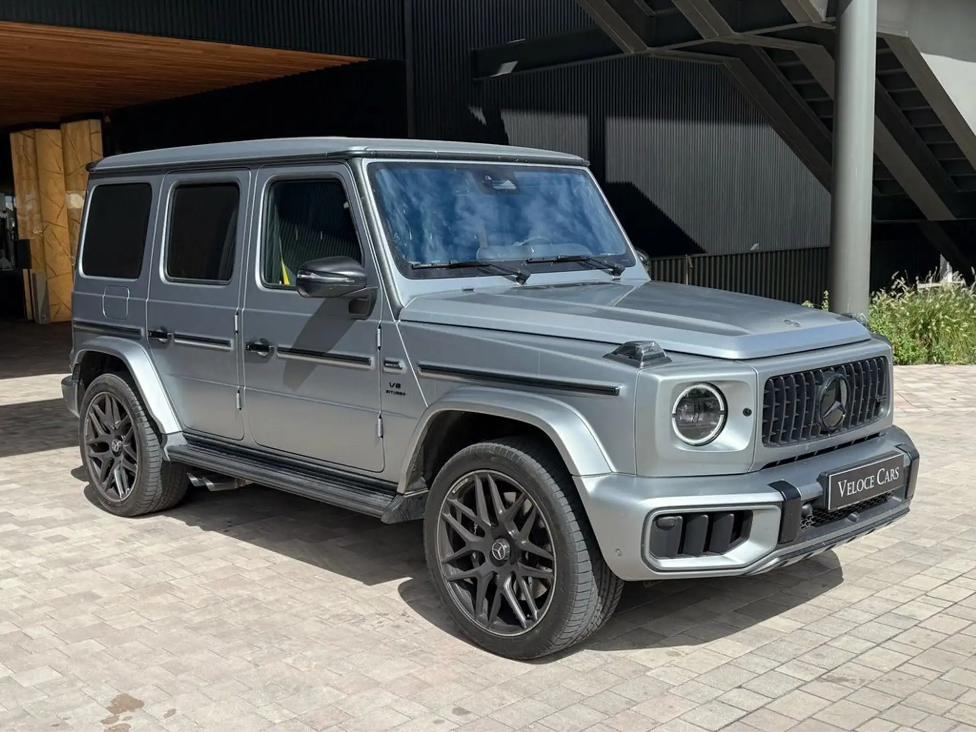 벤츠 G-Class G 63 AMG 2025 회색 사진 3