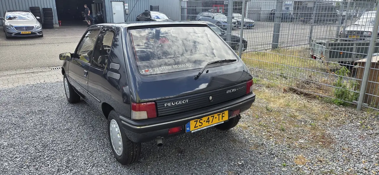 Peugeot 205 1.6 XT, foto 6
