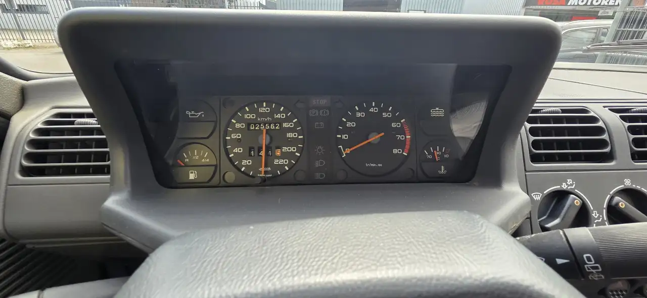 Peugeot 205 1.6 XT, foto 12