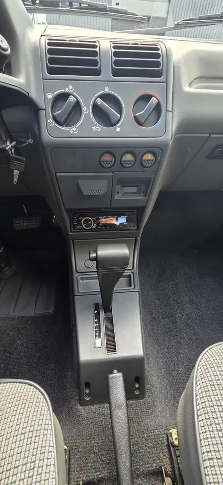 Peugeot 205 1.6 XT, foto 11