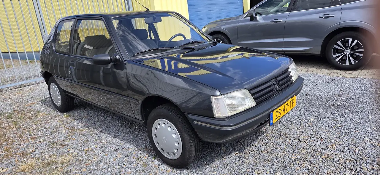 Peugeot 205 1.6 XT, foto 4