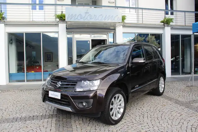 Suzuki Grand Vitara 1.9 DDiS 5 porte Evolution X30 gancio tetto pelle