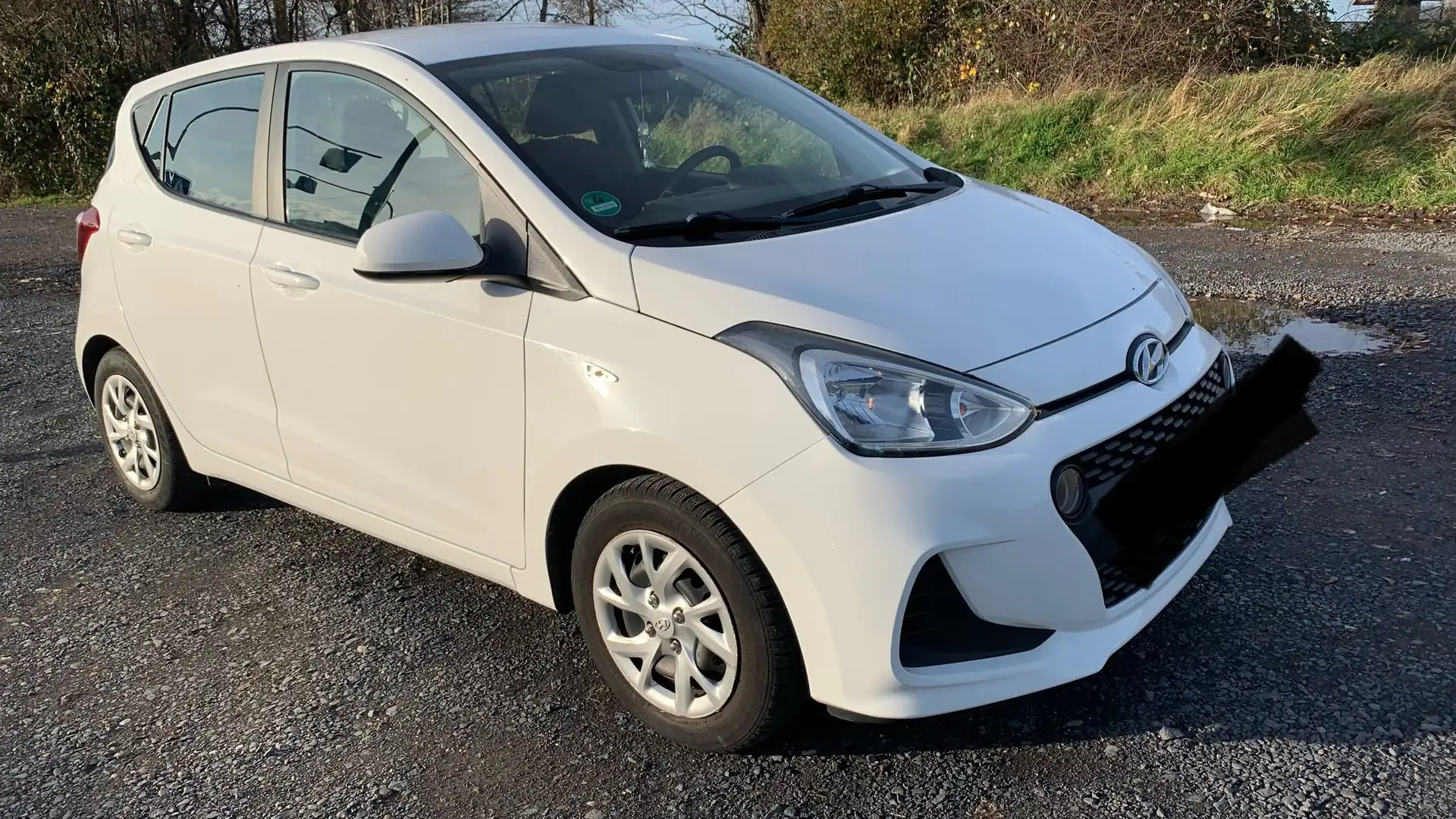 Hyundai i10 i10 1.0 GO Weiß - 1