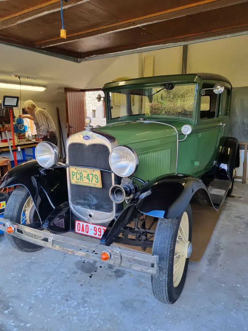 Ford Ford A Tudor Зелений - 2