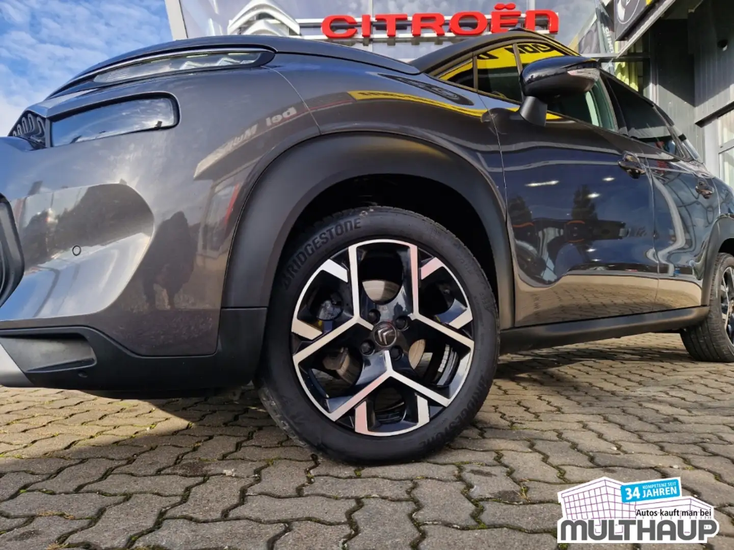Citroen C3 Aircross Shine Pack BlueHDi 120 EAT6 LED SHZ Grau - 2