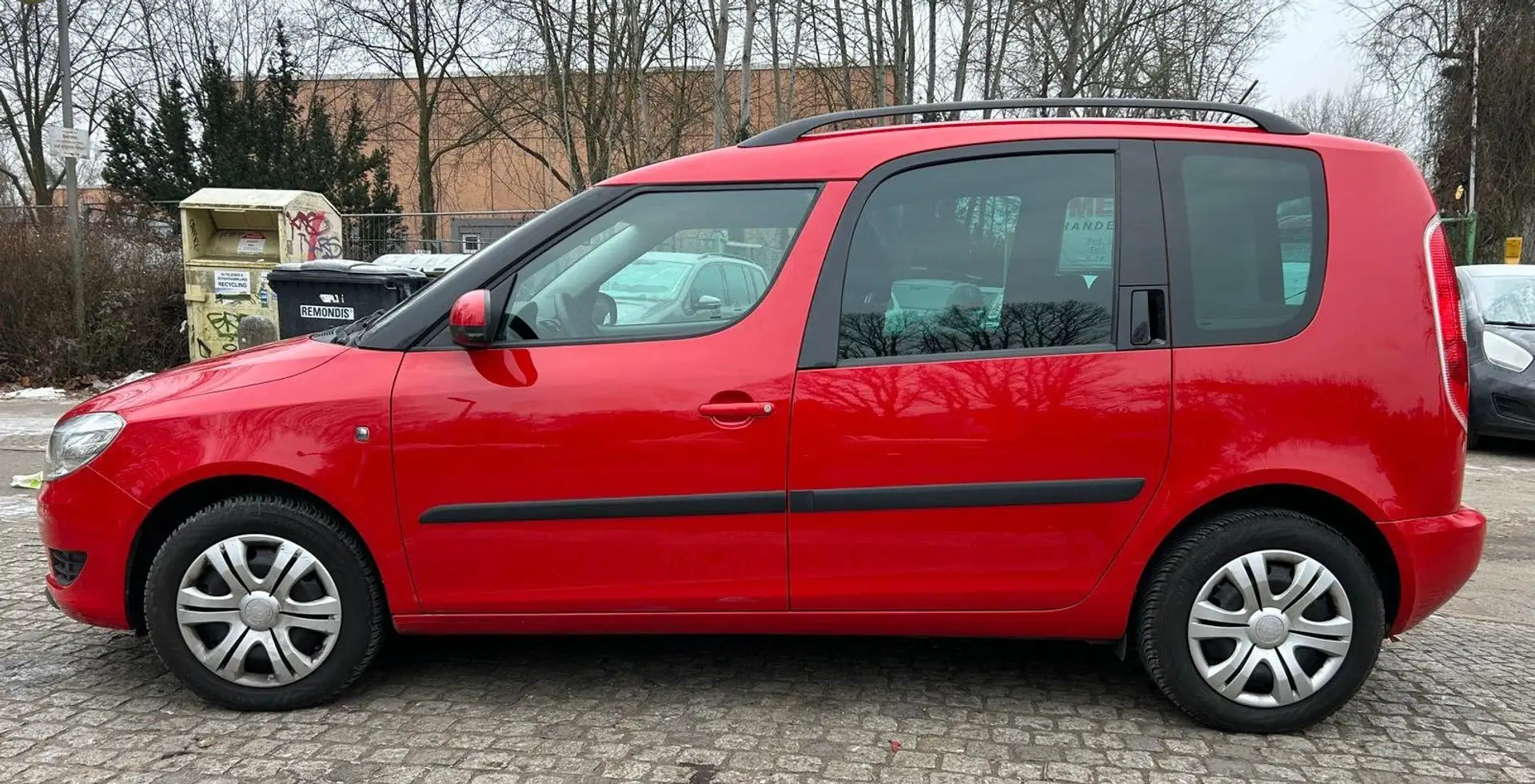 Skoda Roomster Ambition Plus Edition Rouge - 2