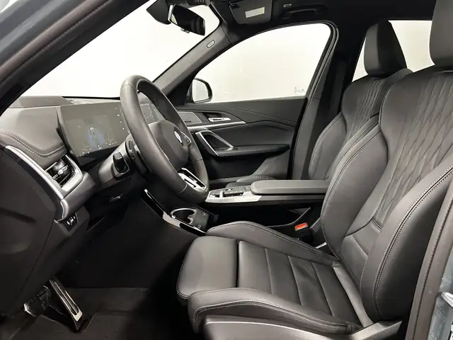 BMW X1 view 4