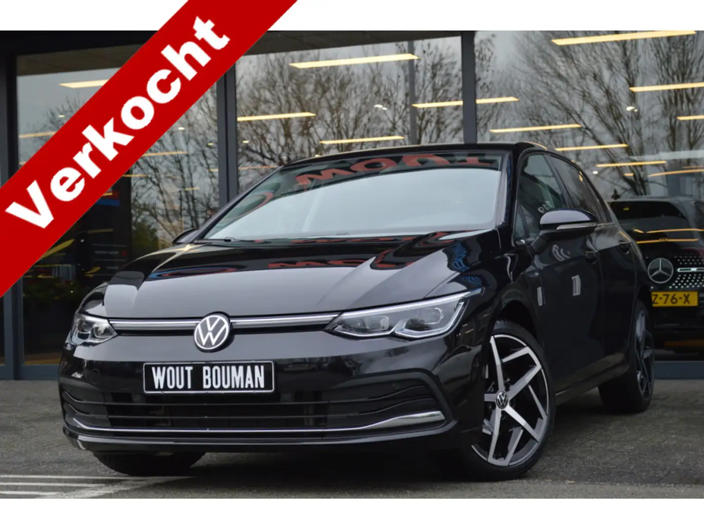 Volkswagen Golf 1.5 eTSI Style DSG Led Memory Virtual Sfeer Acc Ca Zwart - 1