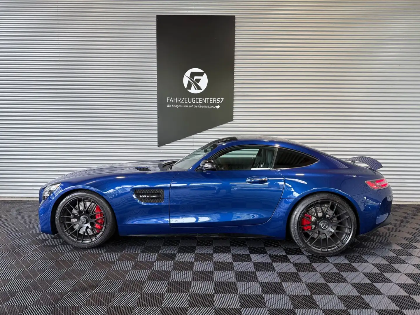 Mercedes-Benz AMG GT 4.0 V8/360°/CARPLAY/BURMESTER/ACC Bleu - 2