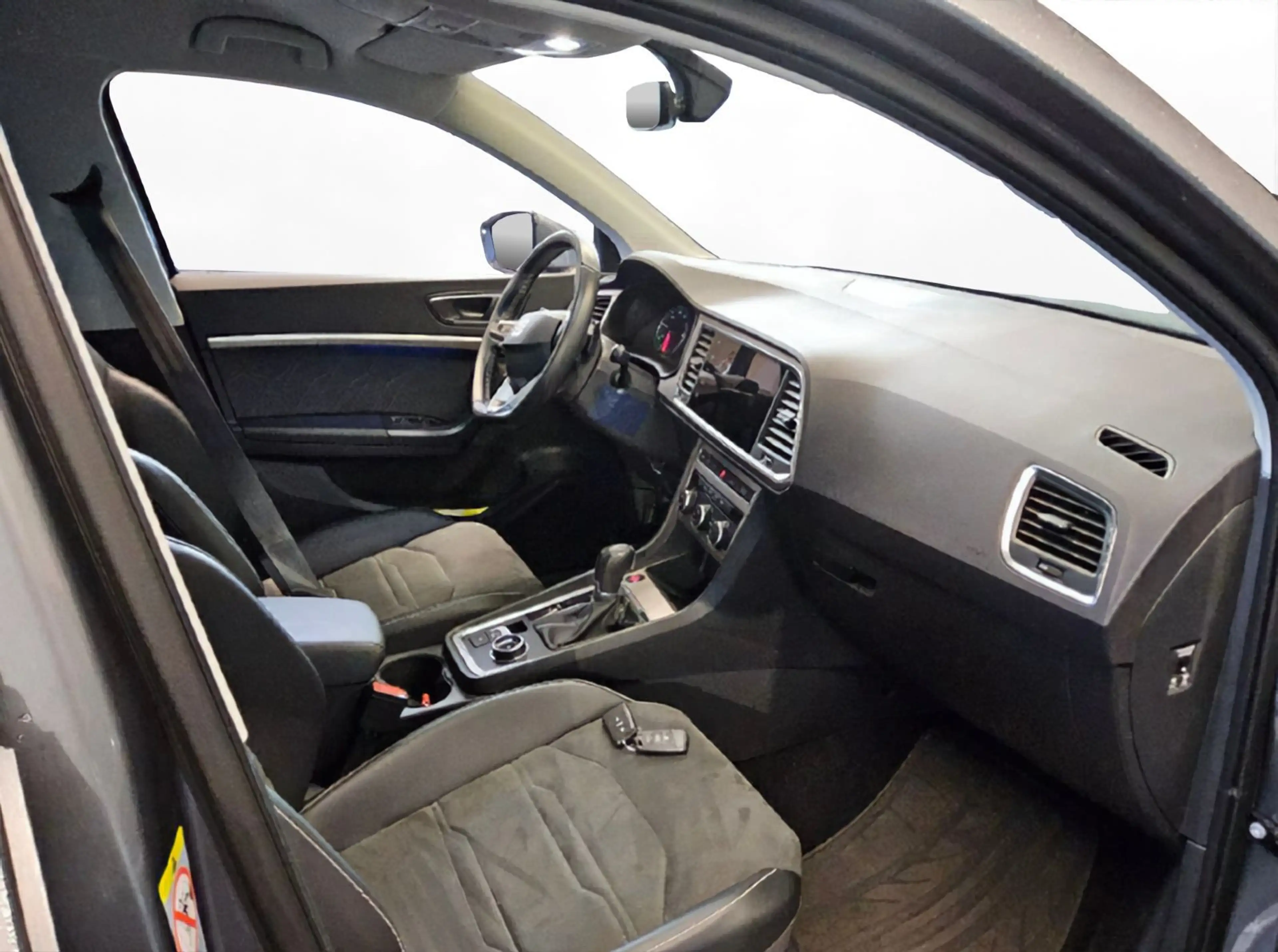 SEAT Ateca 1.5 TSI Xperience LED LM 18" Navi PDC+RFK — photo 3