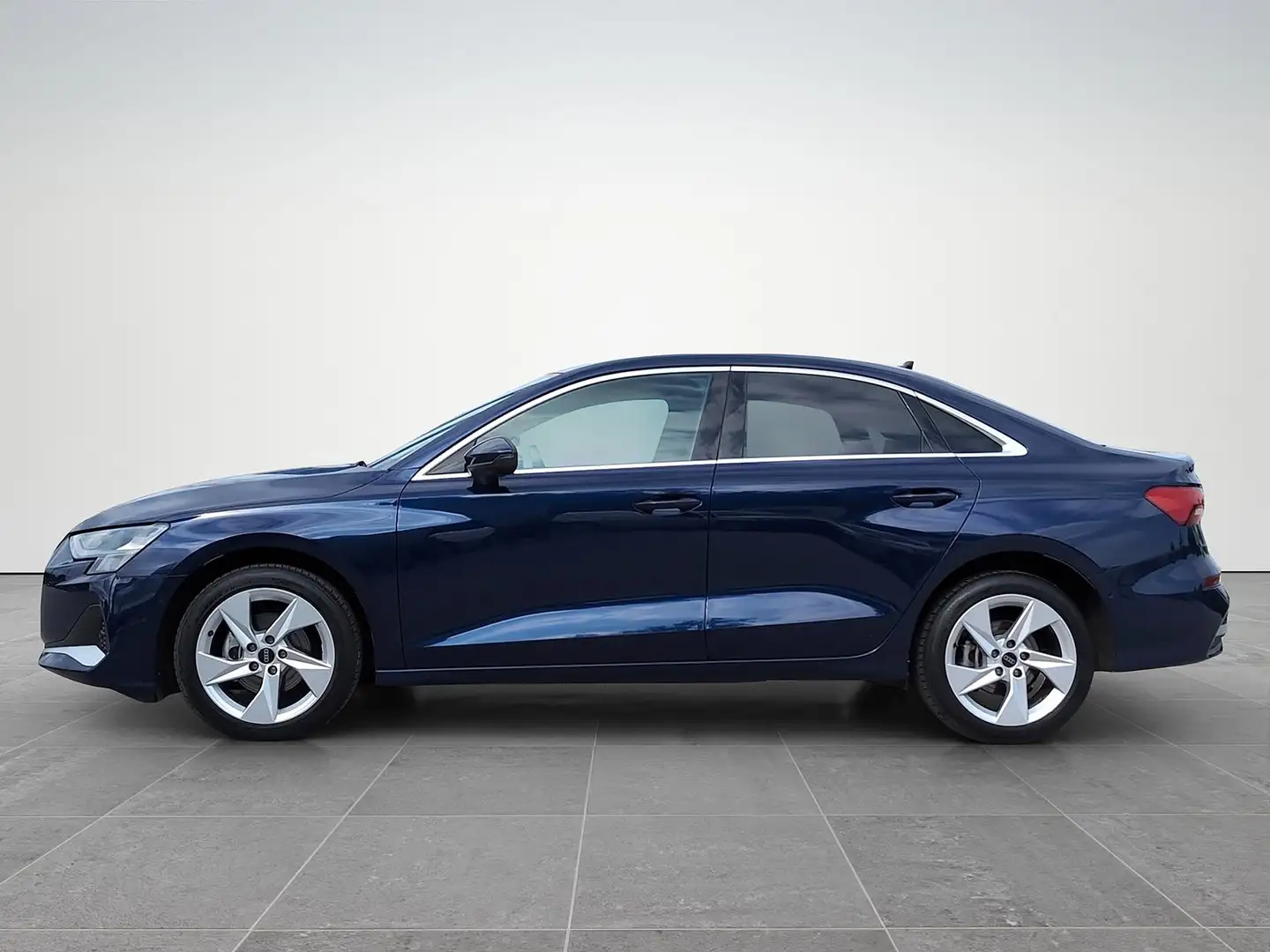 Audi A3 Limousine 35 TFSI advanced Blau - 2
