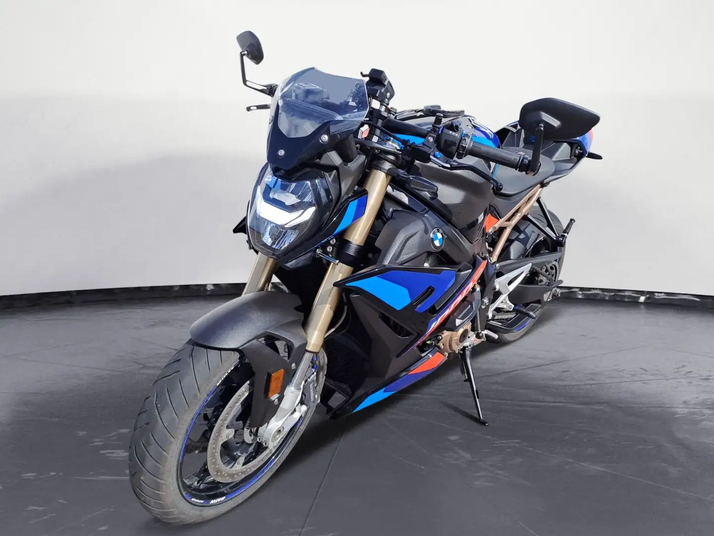 BMW S 1000 R Komfort-Dynamik-Paket Cobra Auspuff Срібний - 1
