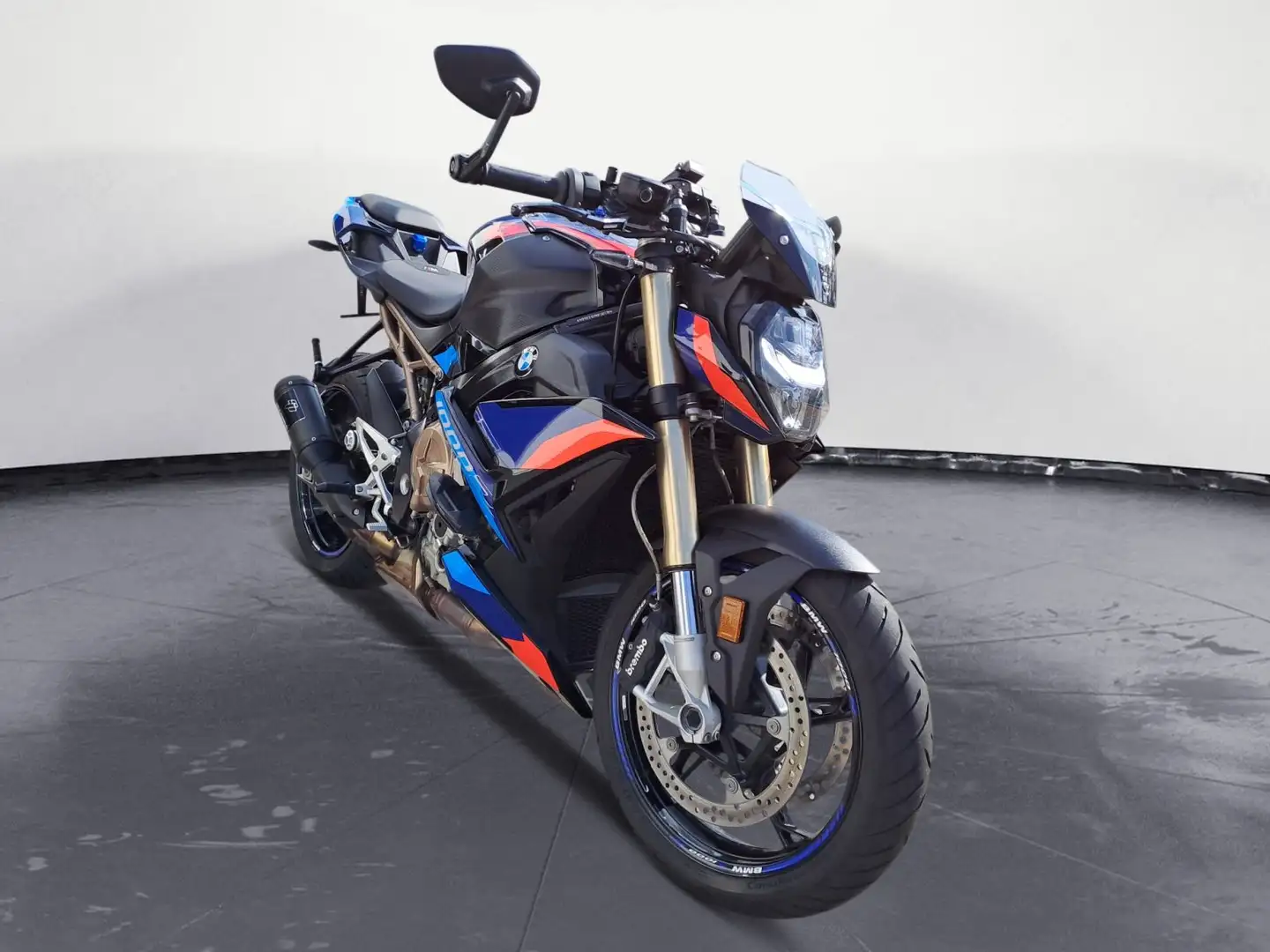 BMW S 1000 R Komfort-Dynamik-Paket Cobra Auspuff Срібний - 2