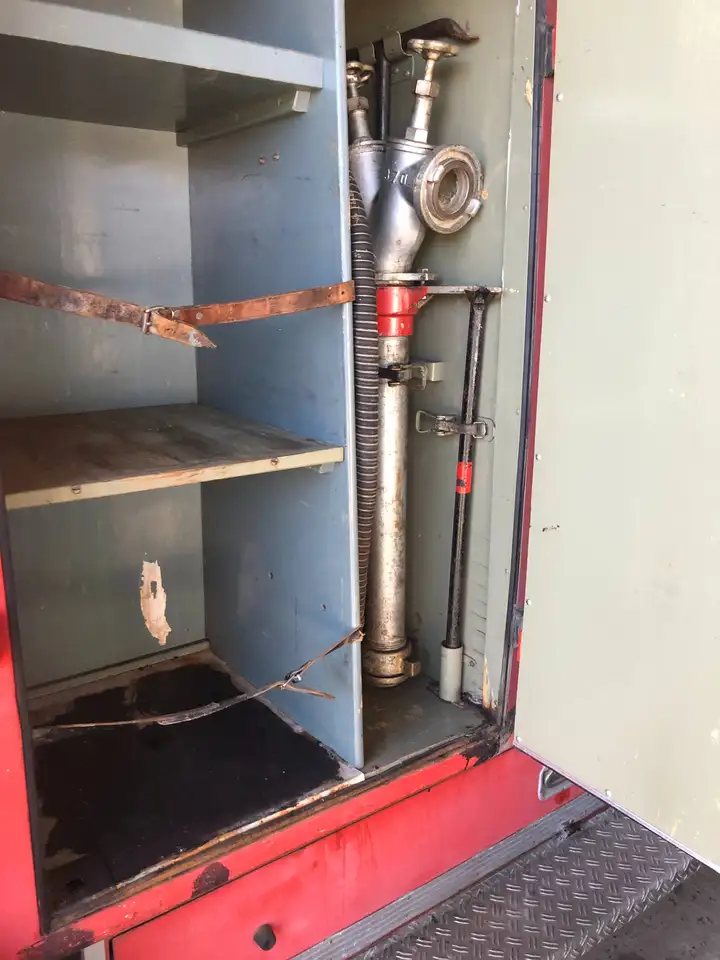 Mercedes-Benz Langhauber Feuerwehr Löschfahrzeug, foto 11