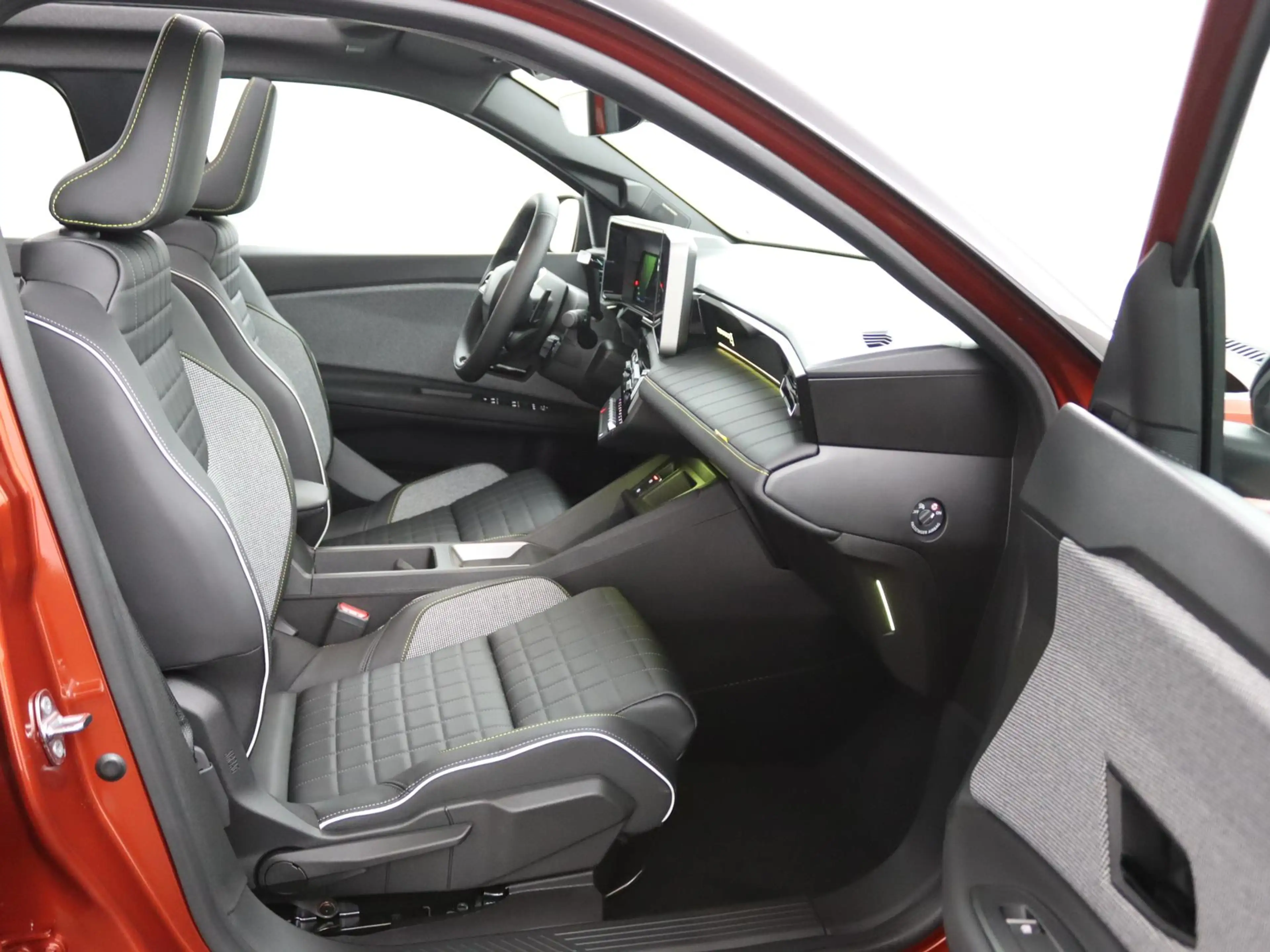 Renault R 4 iconic “plein sud™” 150 pk comfort range | pack ad — photo 13