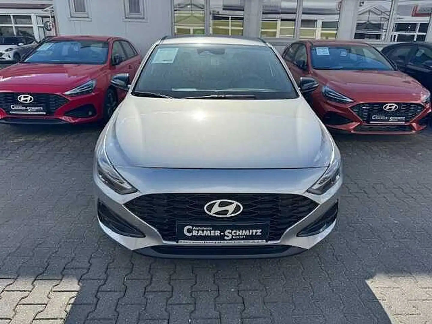 Hyundai i30 1.0 7-DCT Advantage Navi LED Silber - 2