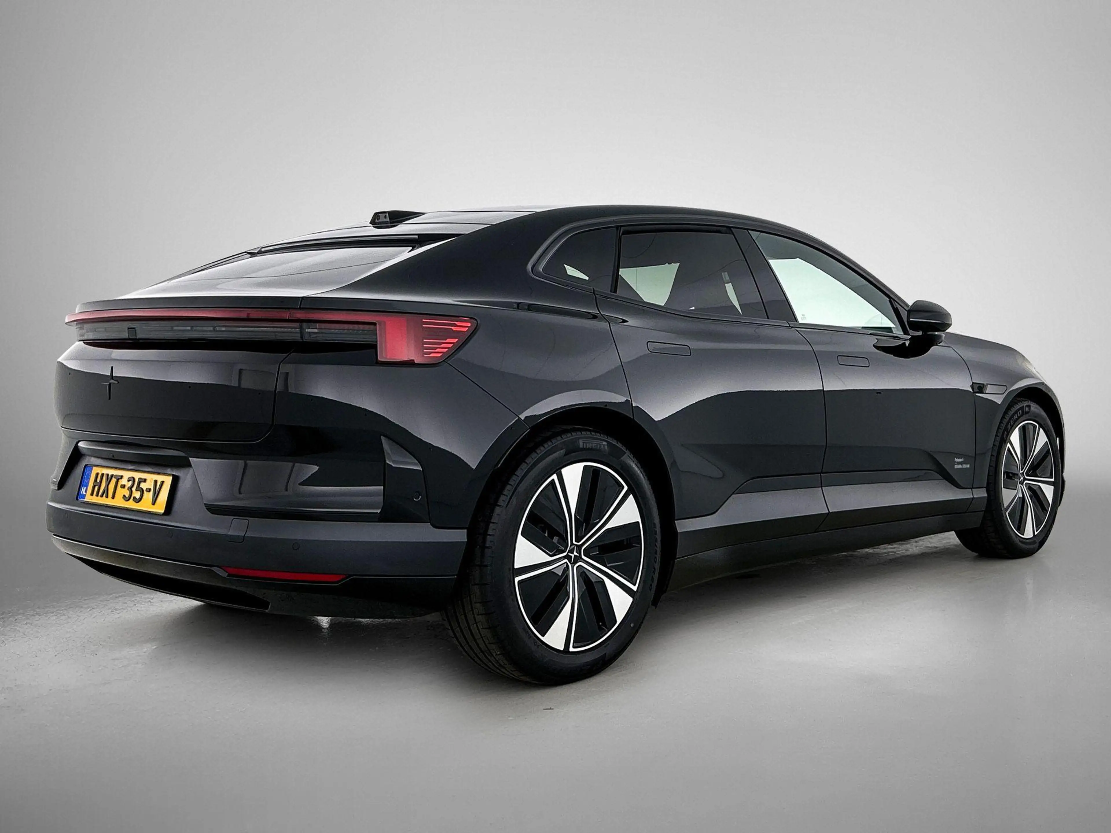 Polestar 4 Long Range Single Motor 100 kW | Plus Pack | — photo 4