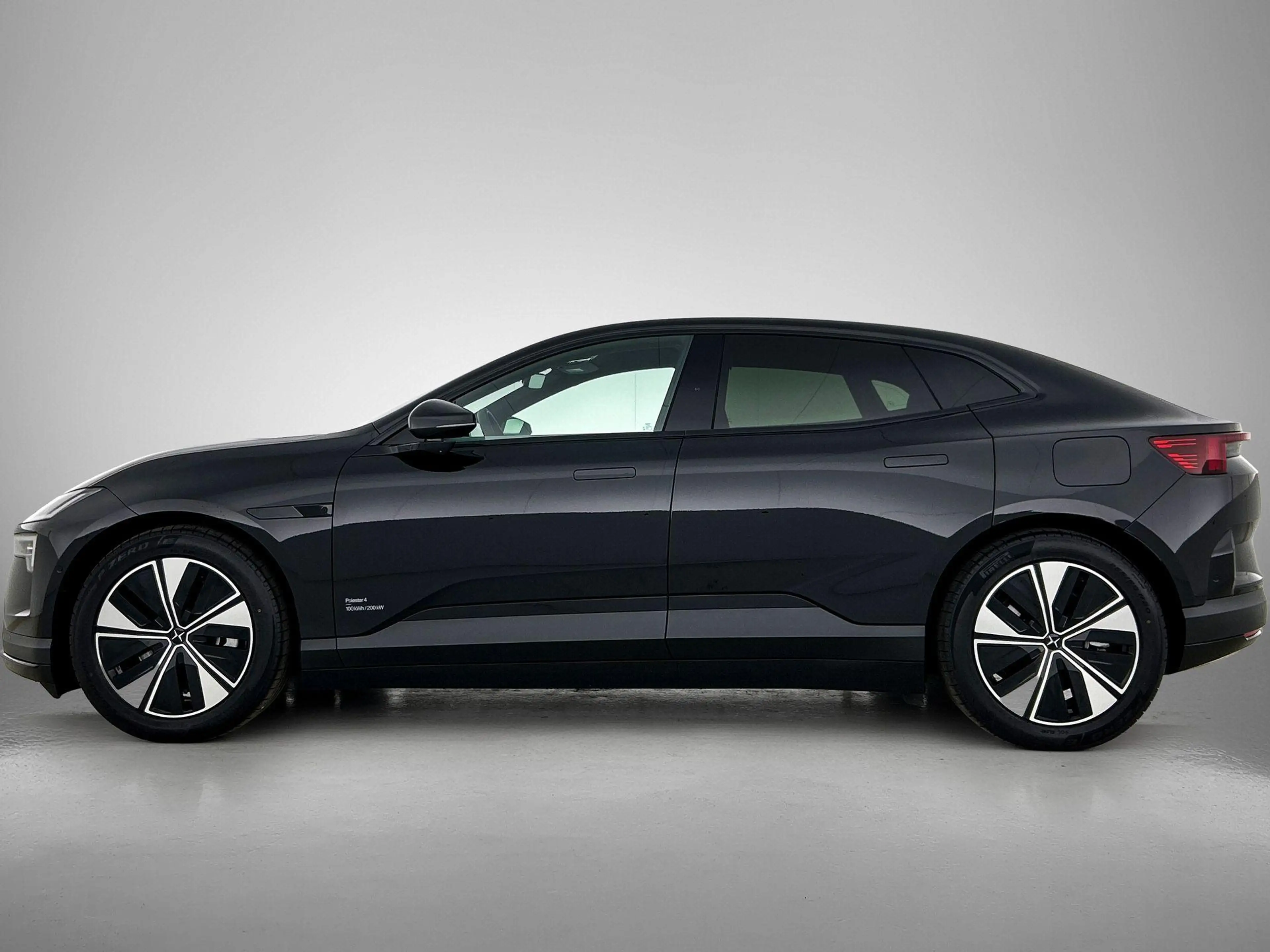 Polestar 4 Long Range Single Motor 100 kW | Plus Pack | — photo 2
