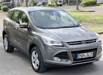 Titanium Navi PDC T-Leder 4x4 Bi Xenon SHZ Tempo