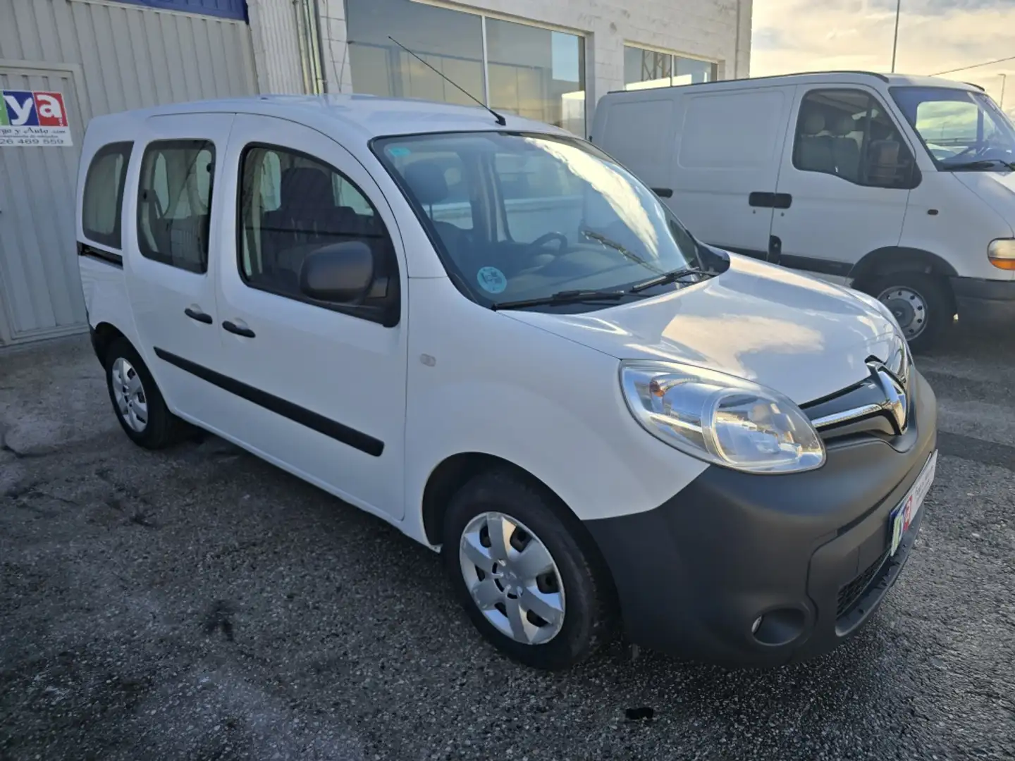Renault Kangoo Combi 1.5dCi En. Prof. M1-AF 55kW Bianco - 1