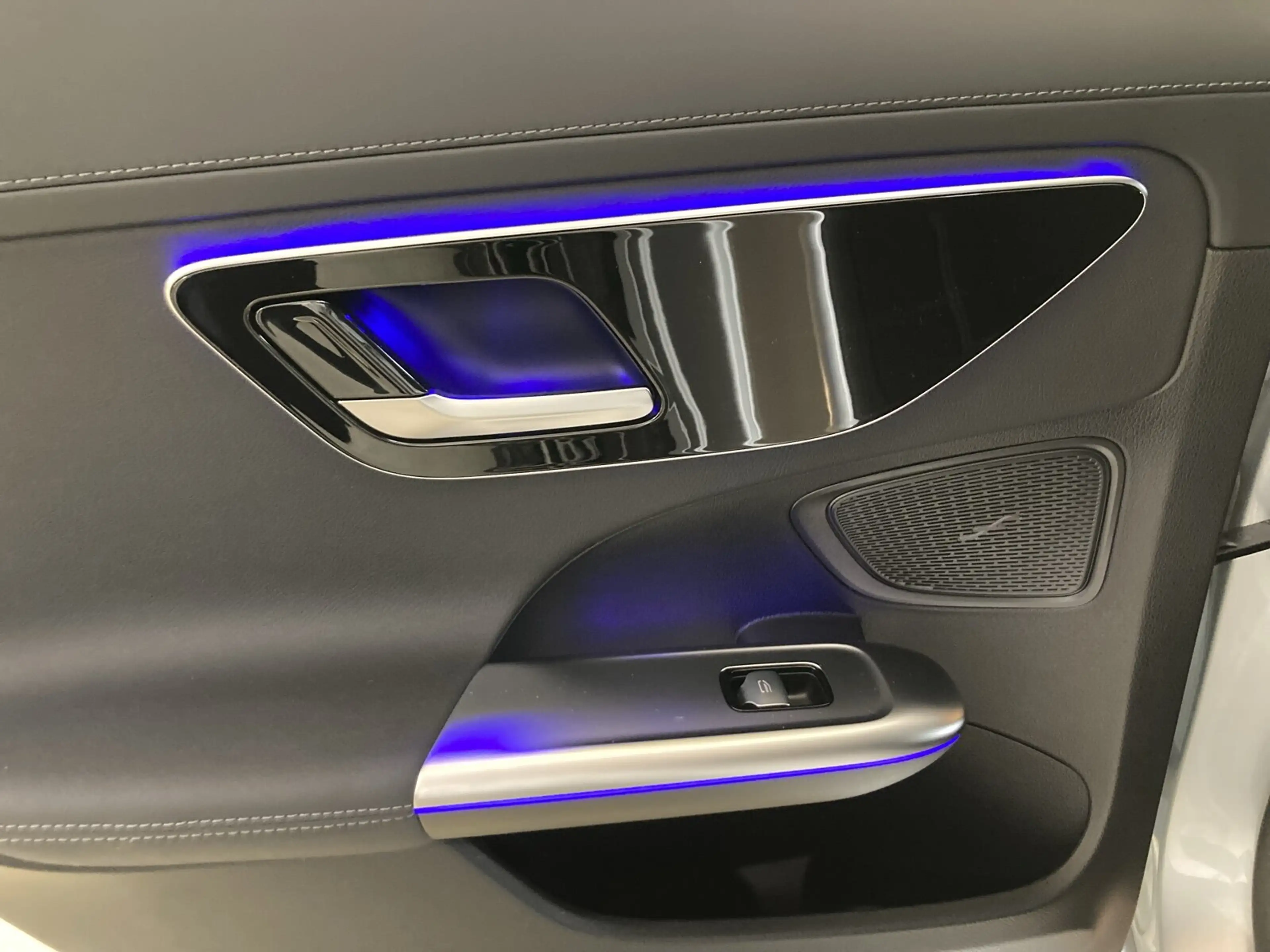 Mercedes-Benz C 200 C 200 T AMG 360 Cam Spur Totwinkel AHK DigiLight — photo 13