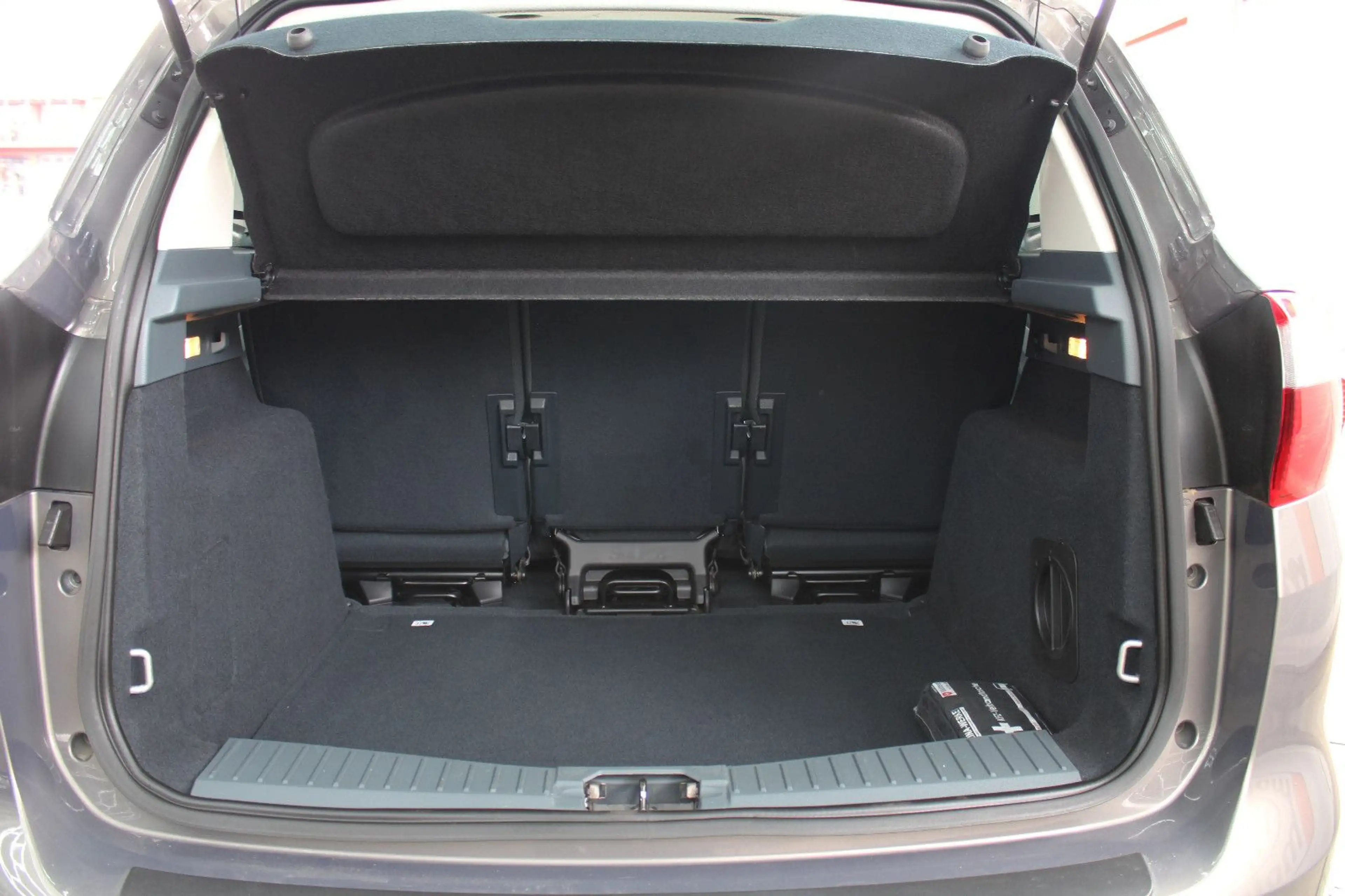 Ford C-Max *1.Hand*Tüv&Inspektion Neu*Klima* — photo 8