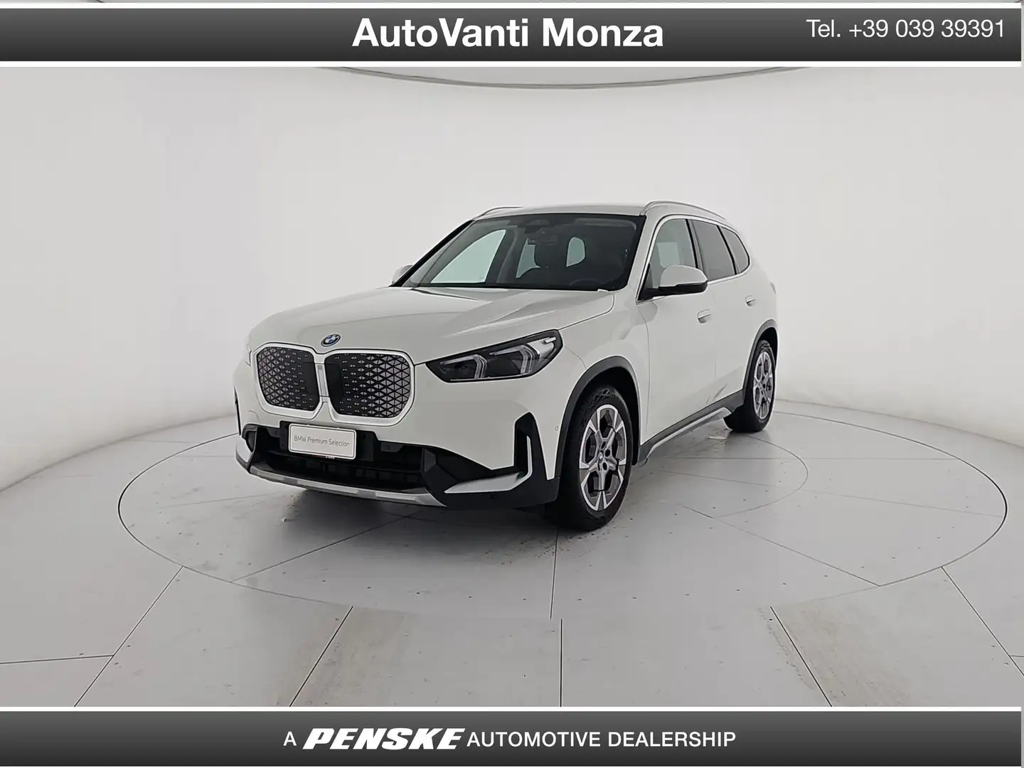 BMW iX1 iX1 eDrive 20 xLine Bianco - 1
