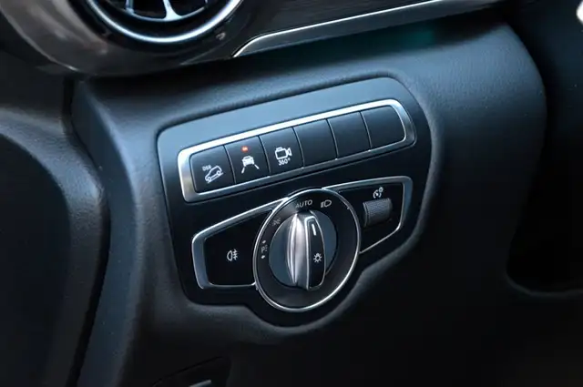 Mercedes-Benz V 300 V300 d EXCLUSIVE 4MATIC *AMG-Line*LUFT*Distronic* Ansicht 17