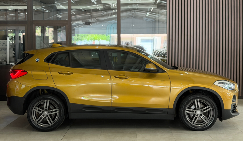 BMW X2 sDrive 18 i Advantage*LED*Navi*SHZ*PDC*Tüv/Au 09/2027 — photo 9
