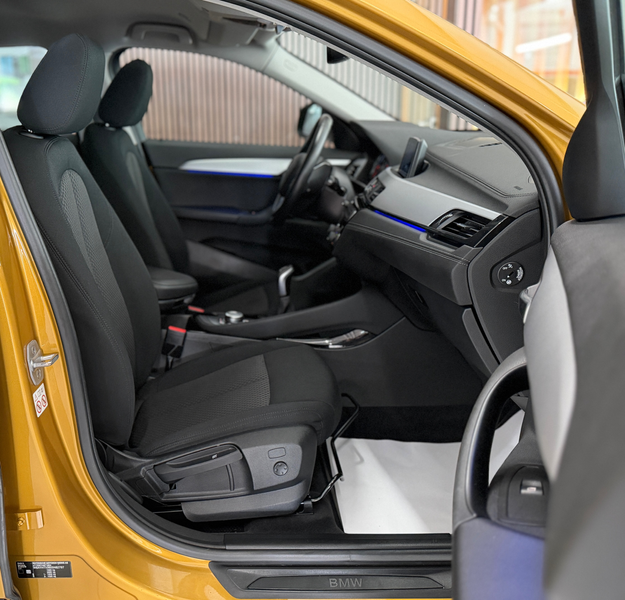 BMW X2 sDrive 18 i Advantage*LED*Navi*SHZ*PDC*Tüv/Au 09/2027 — photo 14