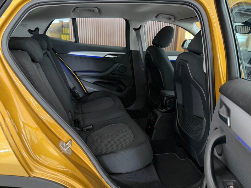 BMW X2 sDrive 18 i Advantage*LED*Navi*SHZ*PDC*Tüv/Au 09/2027 — photo 15