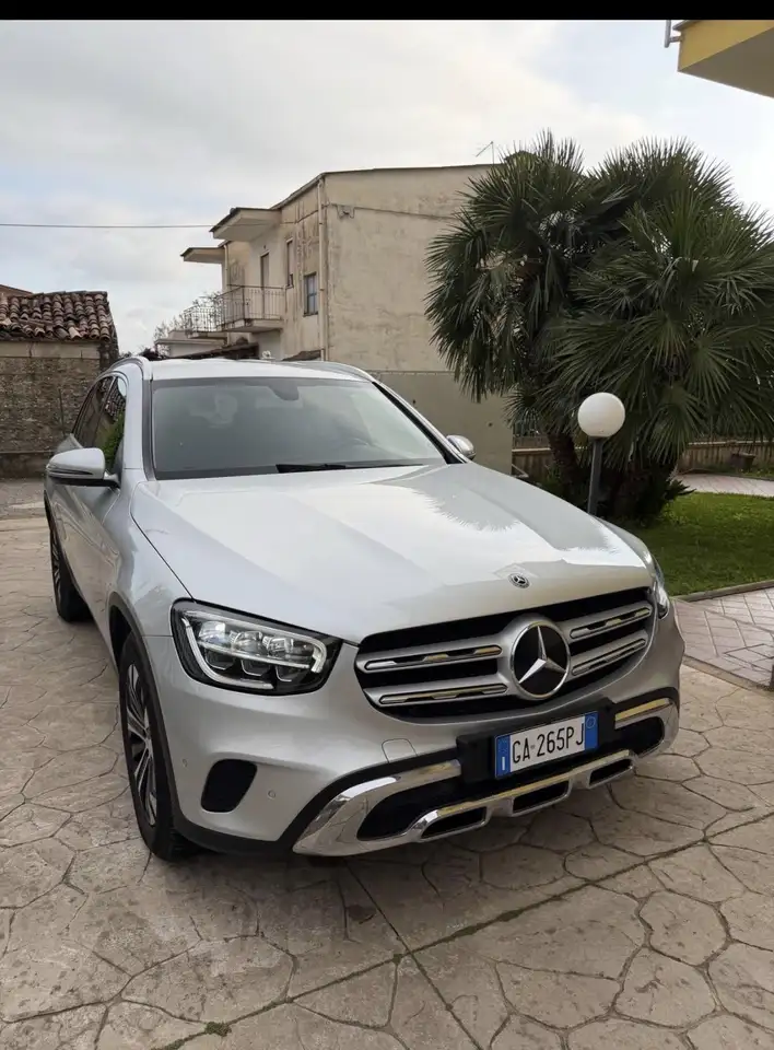 Mercedes-Benz GLC 200