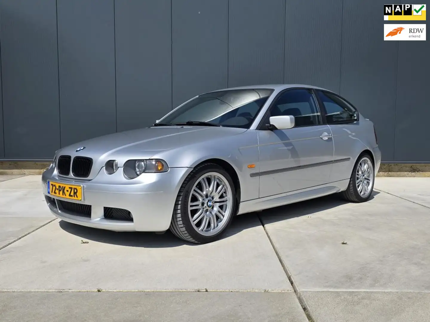 BMW 325 3-serie Compact 325ti Executive M-PAKKET|LEDER|AUT Gris - 1