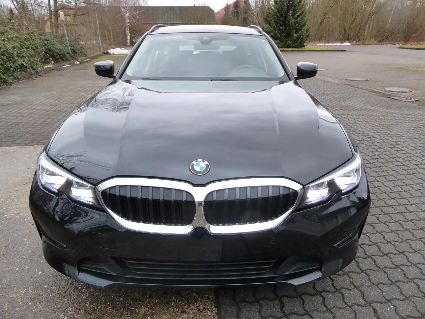 BMW 320 dxDriveTour.AHZV DAB Driving Assistant EU6d Černá - 2