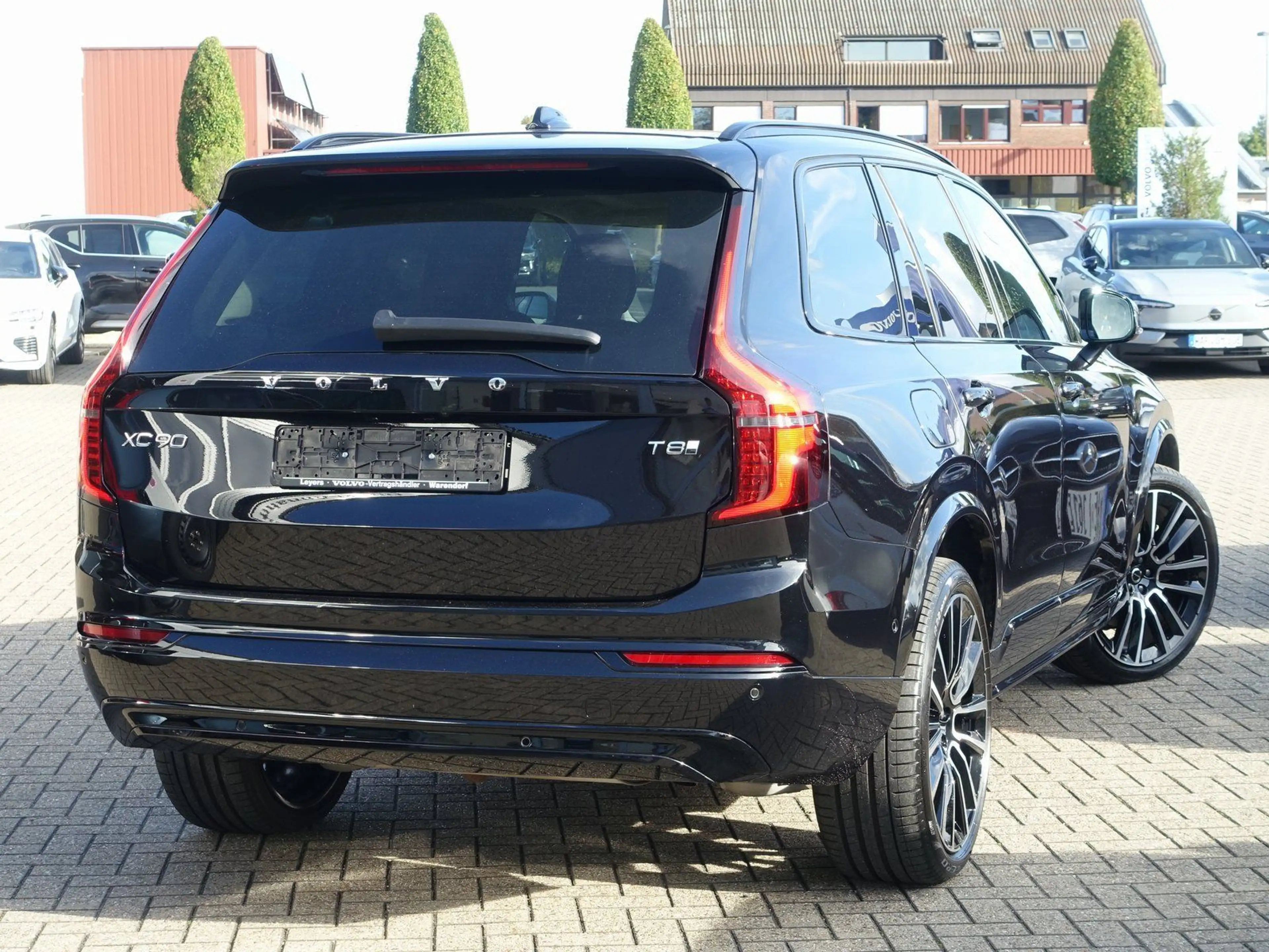 Volvo XC90 Ultra T8 AWD Plug-in/HUD/Pano/B&W/FourC — photo 2