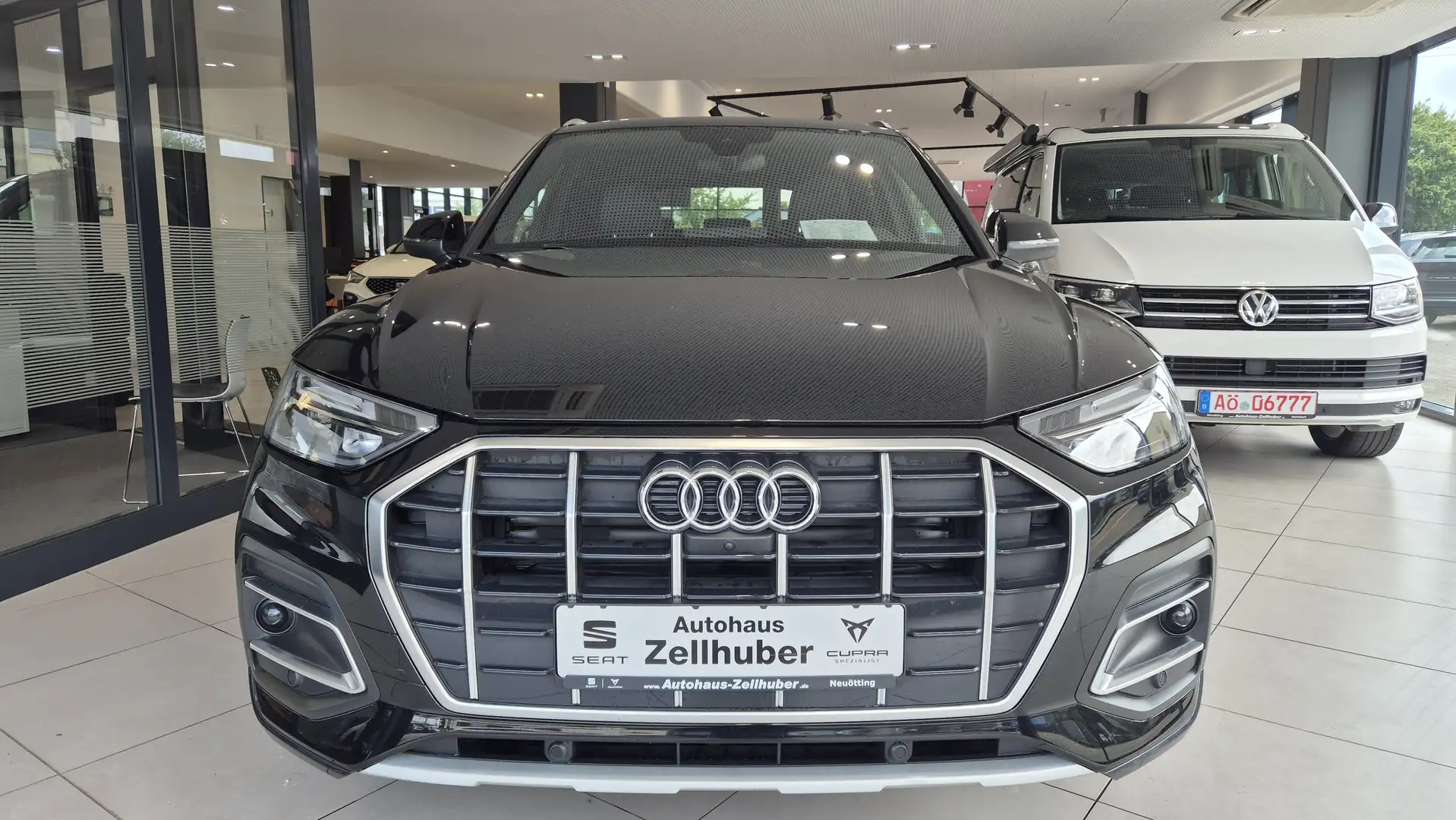 Audi Q5 35 TDI S-Tronic *ACC*Kamera*8-Fach*El. Sitze* Noir - 2
