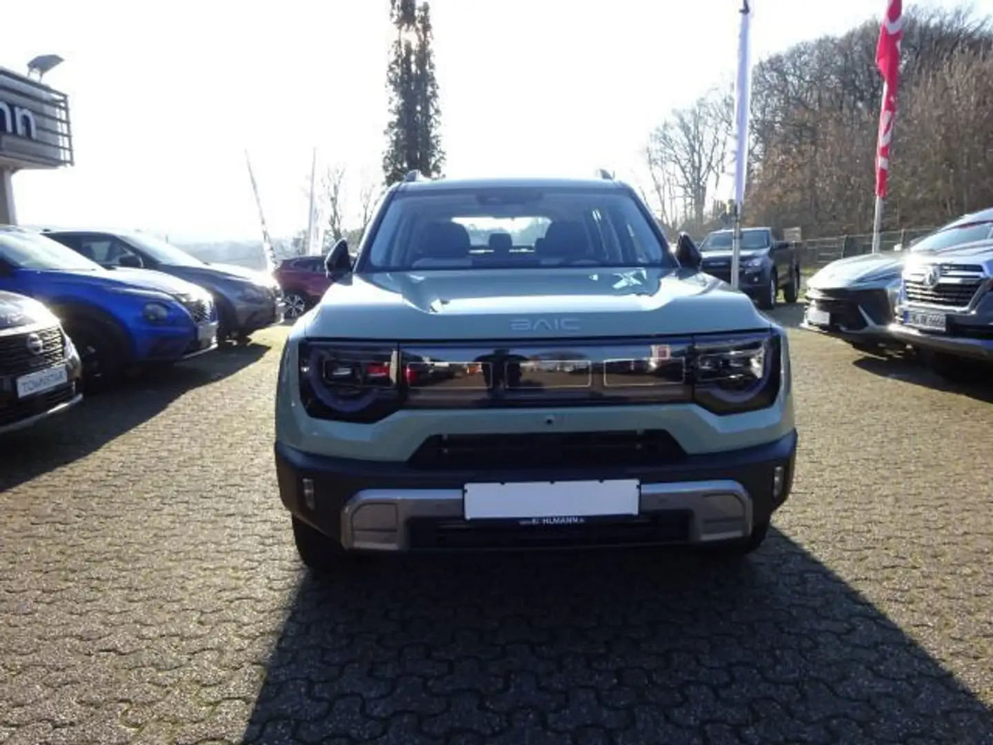 BAIC BJ30 1.5l HEV 4WD 19" 360° CarPlay ACC Grün - 2