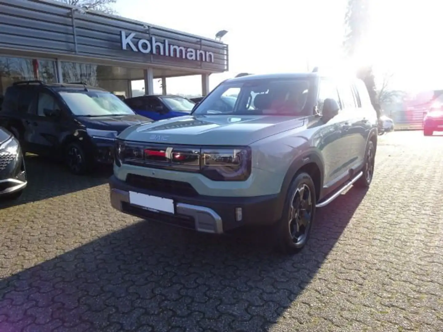 BAIC BJ30 1.5l HEV 4WD 19" 360° CarPlay ACC Grün - 1