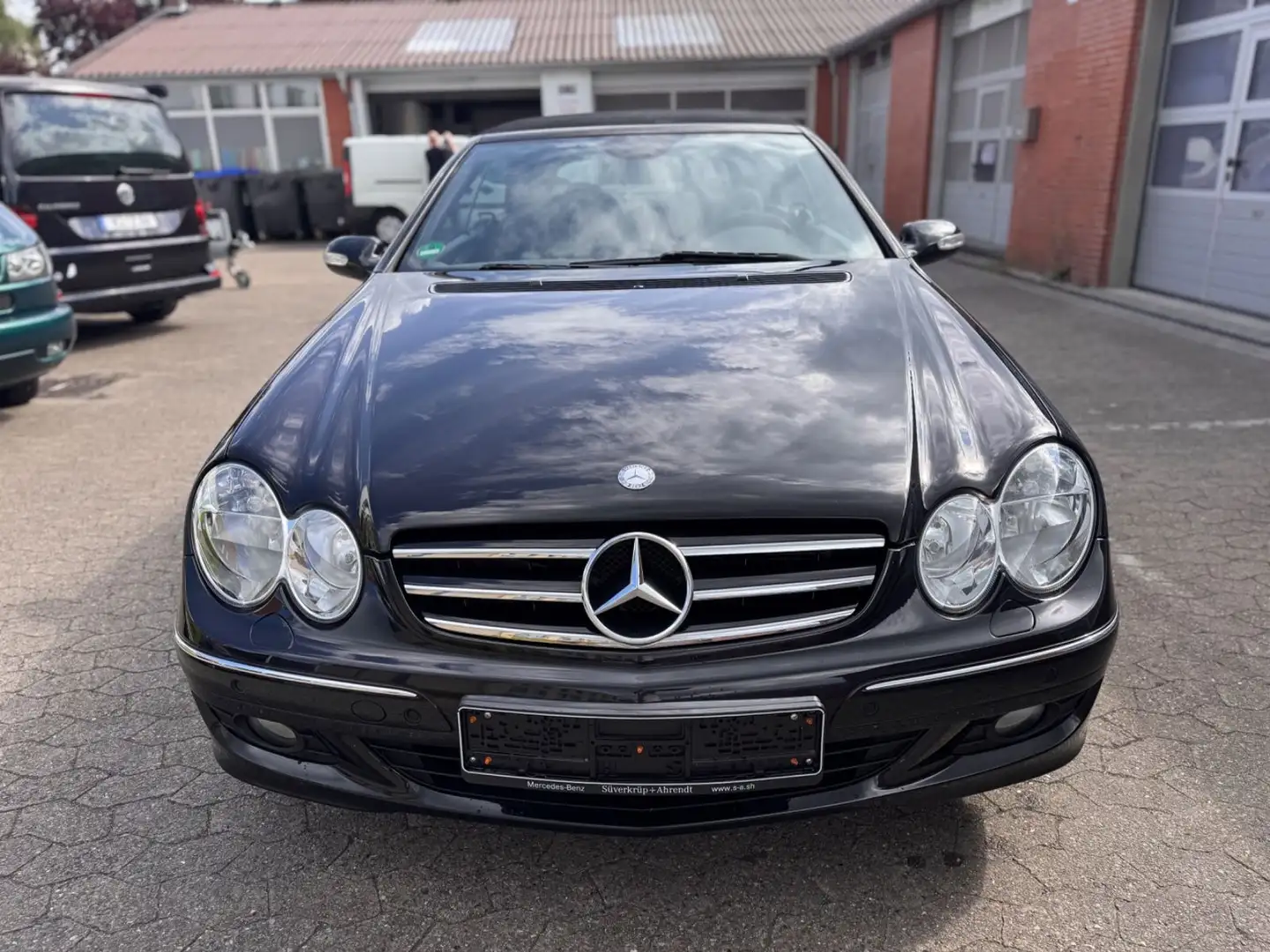 Mercedes-Benz CLK 200 Kom.Avantgarde 1.Hand+S-Heft/Garagenauto Schwarz - 2
