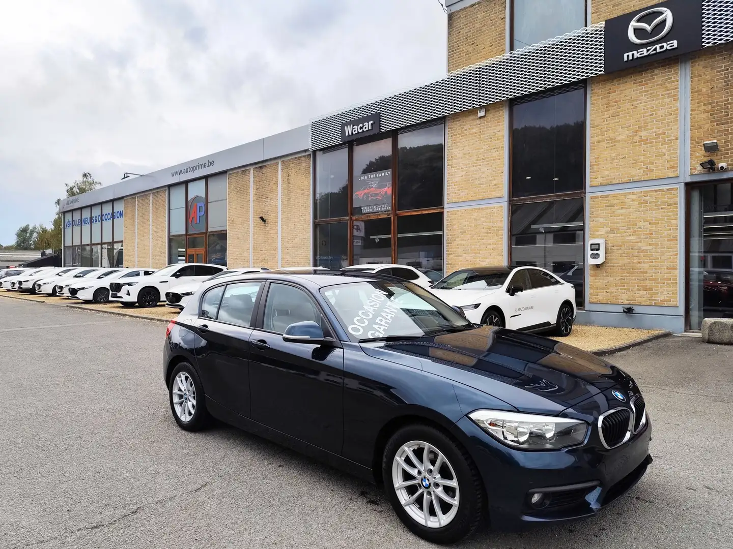 BMW 116 Comme Neuve *** GARANTIE *** Cuir & GPS Bleu - 1