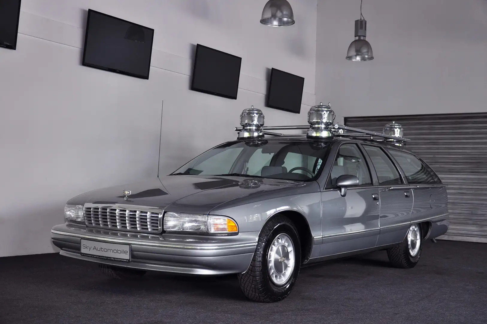 Chevrolet Caprice 5.7 V8 ! Erst 077.248 km ! H-Zulassung ! Grau - 1