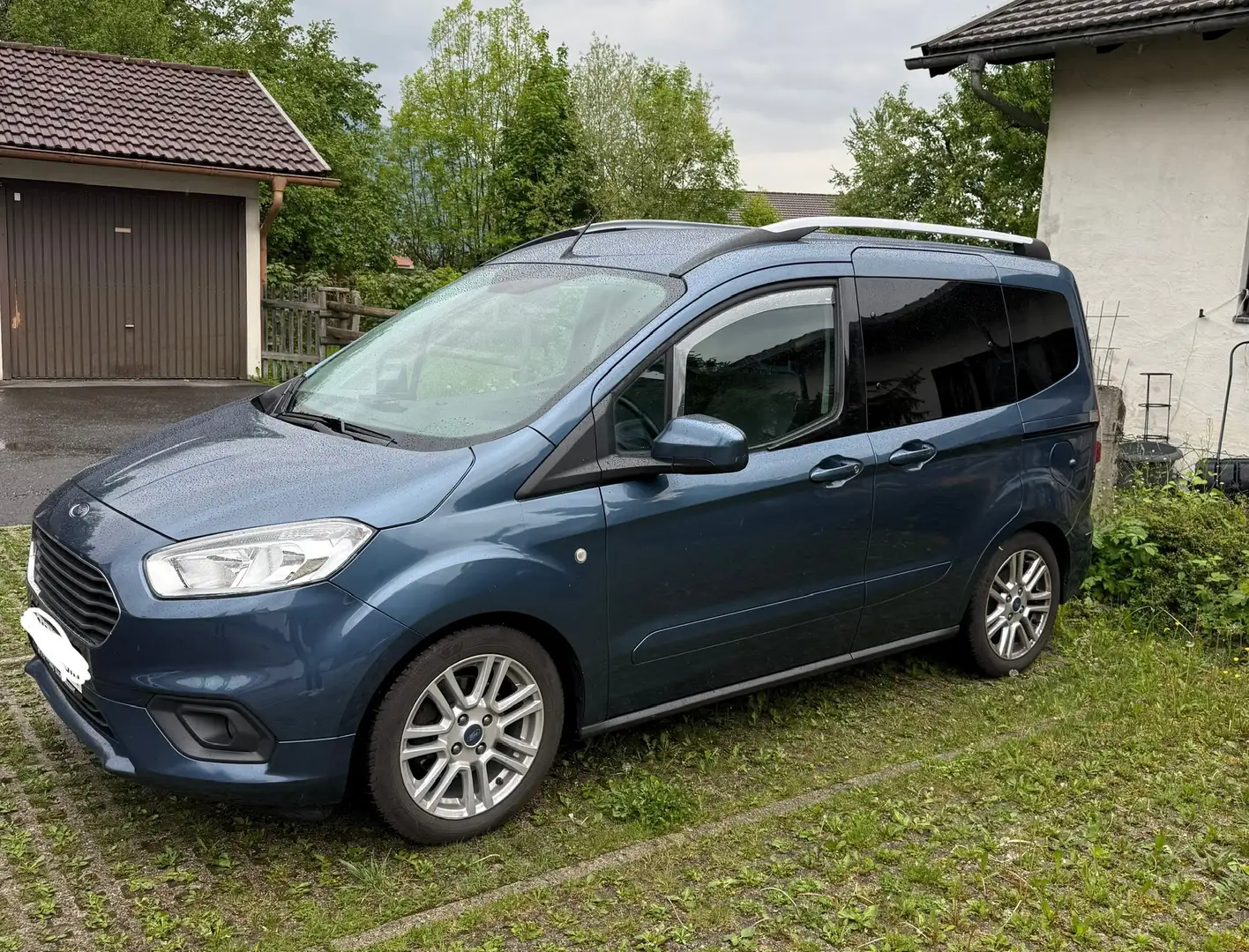 Ford Tourneo Courier 1.5 TDCi Titanium Azul - 1