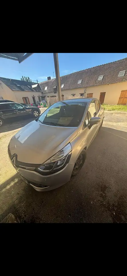 Renault Clio IV TCe 90 Energy eco2 Intens