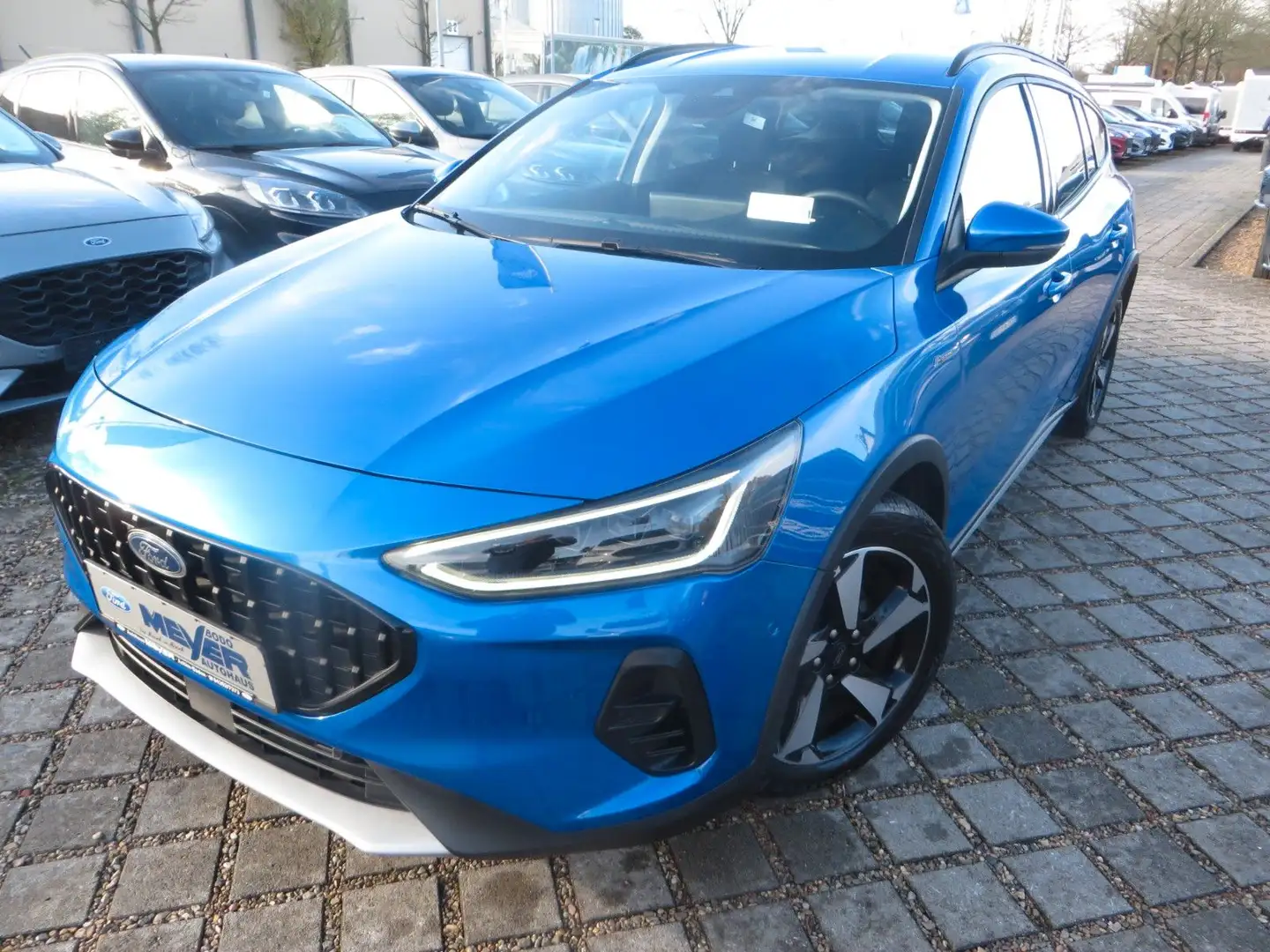Ford Focus Turnier Active X , Automatik Blau - 1