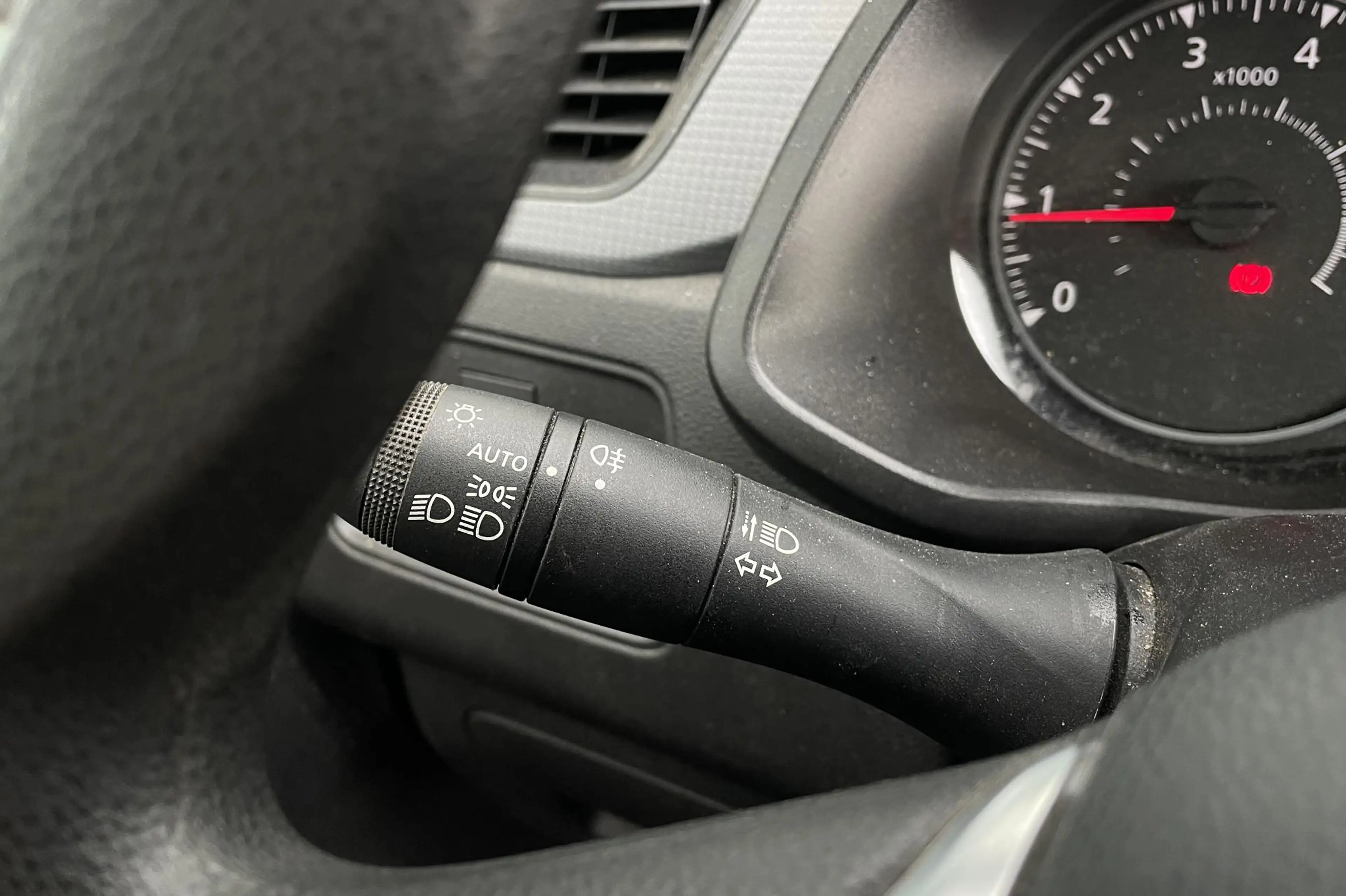 Renault Express 1.5 dCi 95 Comfort | Trekhaak | PDC | Vloer + Lat — photo 11