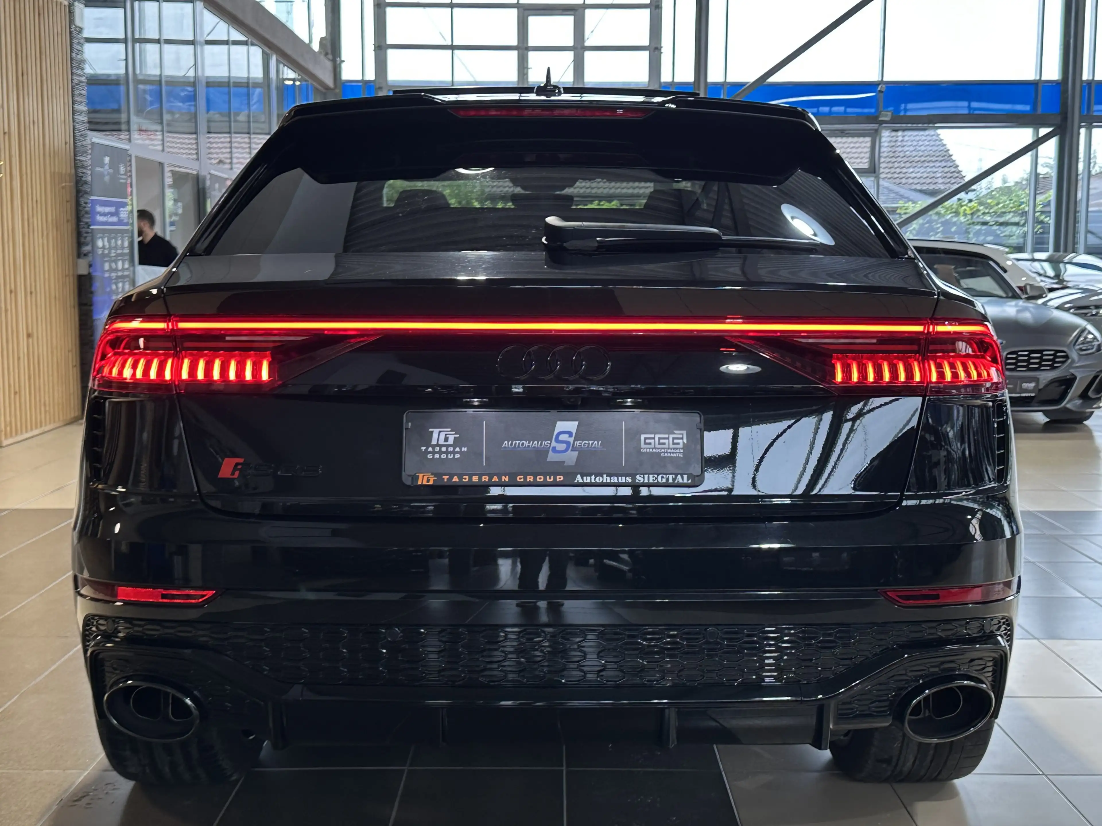 Audi RS Q8 Quattro Pano Leder Bang & Olufsen Memory — photo 5